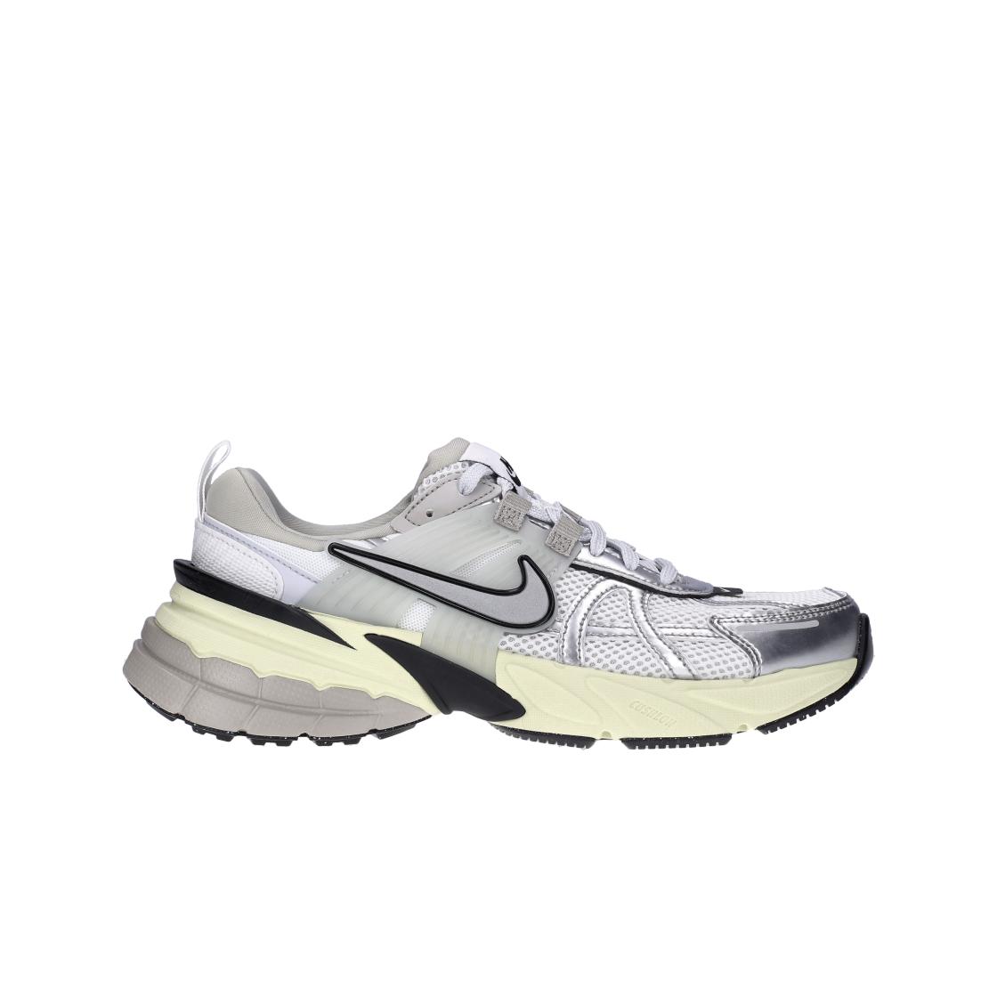 

Nike V2k Run Summit White Metallic Silver 230(US W6 M4.5)