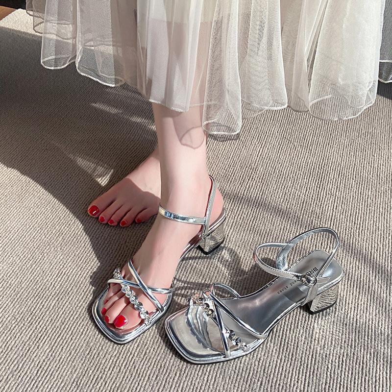 French rhinestone open-toed sandals female 2025 summer new beautiful high heels thick heel versatile fairy wind beach shoes
