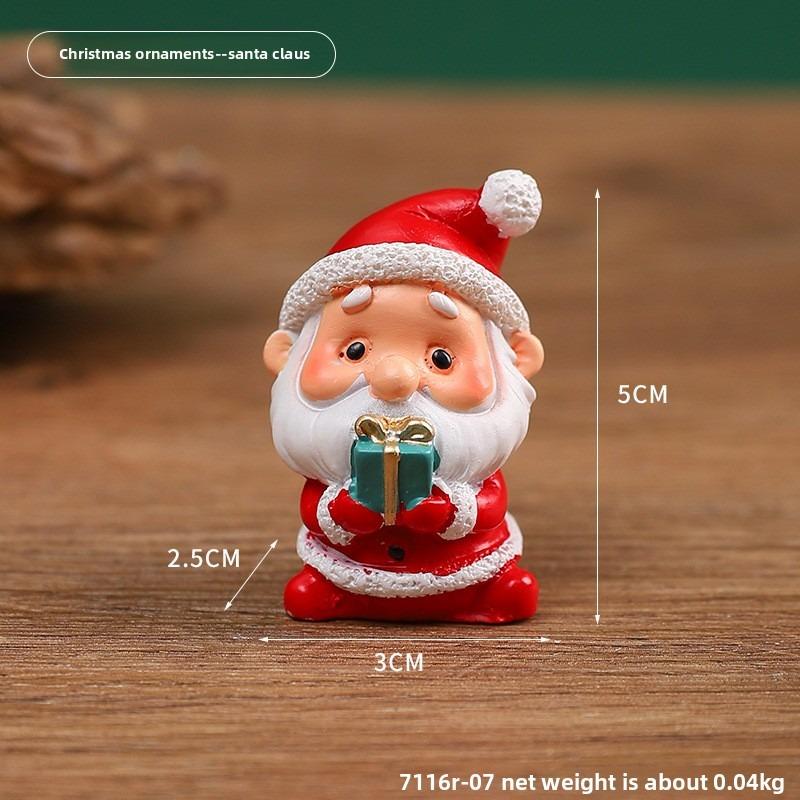 Creative Christmas Family Resin Decorative Piece - Cartoon Dolls for Children's Room Desktop Christmas Santa Christmas Decoration Item