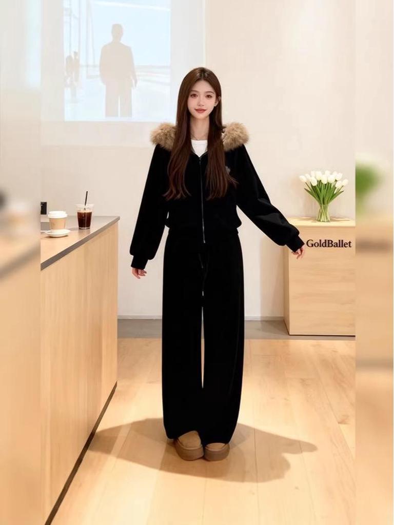 Women's Winter Red Sportswear Set with Fur Collar & Fleece Hoodie - Two-Piece Wide Leg Pants