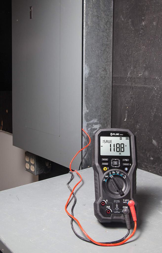 FLIR Digitalmultimeter DM93