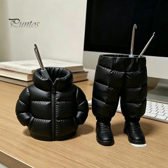Makeup Brush Holder Pencil Holder, Creative Down Jacket Shape, Durable PETG Large Capacity Desk Organizer for Office Pen Cup, Supplies And Storage Pot