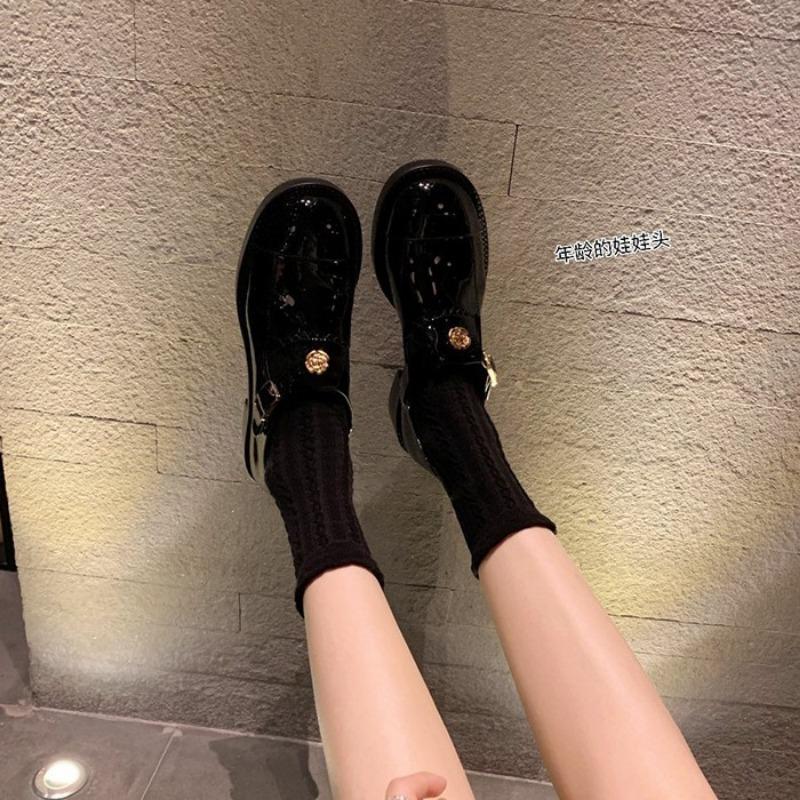 Sheepskin~ Camellia Mary Jane shoes women's round head thick heel leather thick-soled gold buckle with skirt small leather shoes