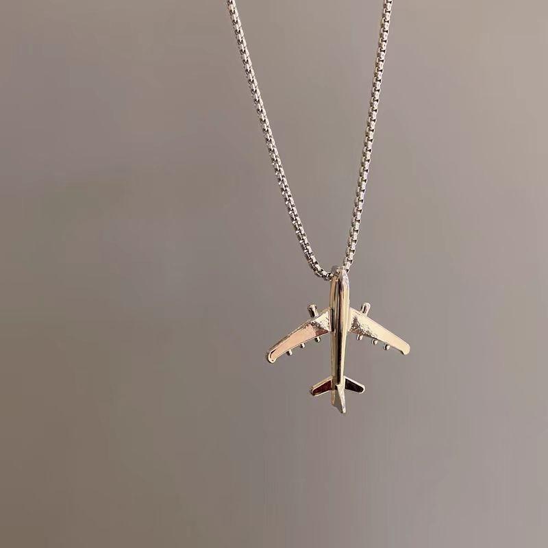 Hip Hop Airplane Pendant Titanium Steel Necklace, Men's Simple and Fashionable Versatile, Neck Chain, Non Fading, Women's Long Sweater Chain