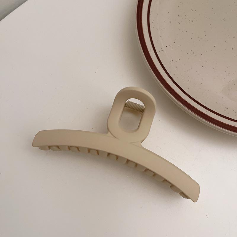 Elegant Autumn/Winter Milk Tea Coffee Hair Clips - Chic Hair Claws for a Celebrity Look