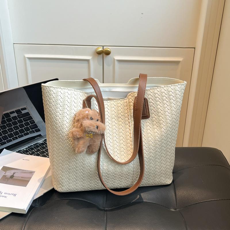 Personalized New Retro Texture Simple and Fashionable Shoulder Tote Bag Autumn Niche Women's Large-capacity Bag