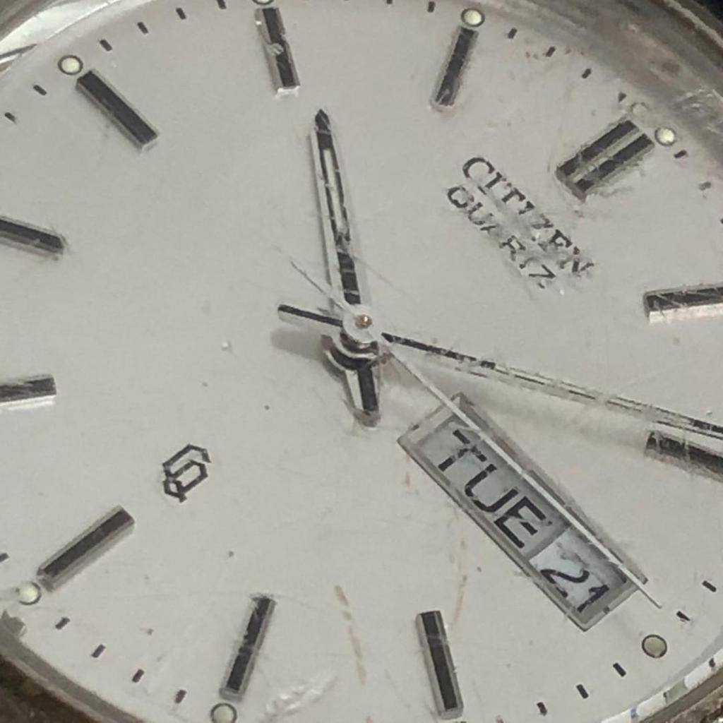 Used CITIZEN Citizen CQ 6100-S96389 Silver Day-Date Working Condition Confirmed Operation Battery Replaced Men's Women's Unisex Quartz