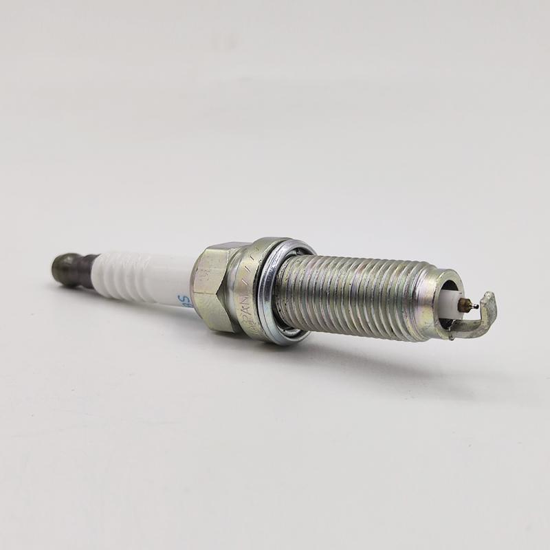 4pcs ILZKAR8H8S 95112 Iridium Spark Plug for Honda Civic Avancier Jade URV XRV Envix Crider Acura CDX Vezel ILZKAR8H8S-95112