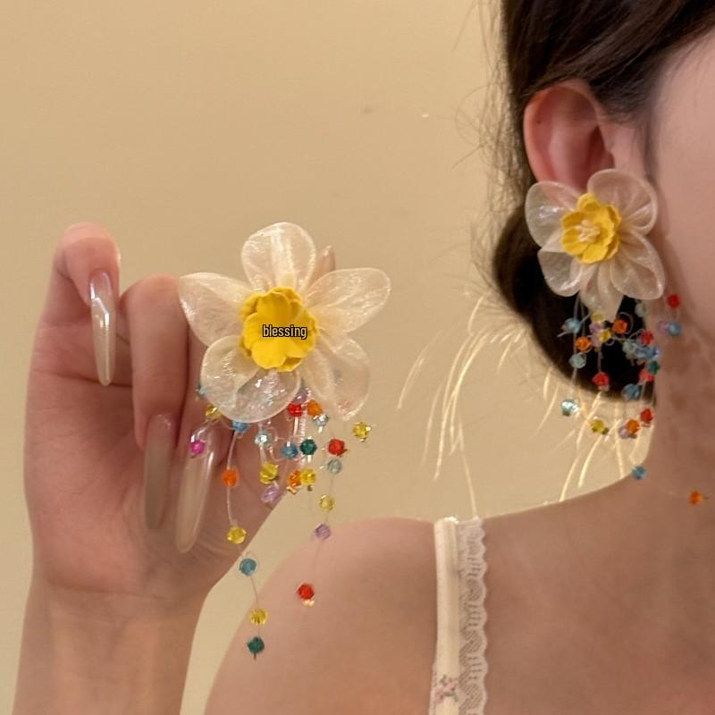 Silberne Nadel Strass Blume Quaste Brautohrringe, Vielseitige Ohrstecker für Damenmode.
