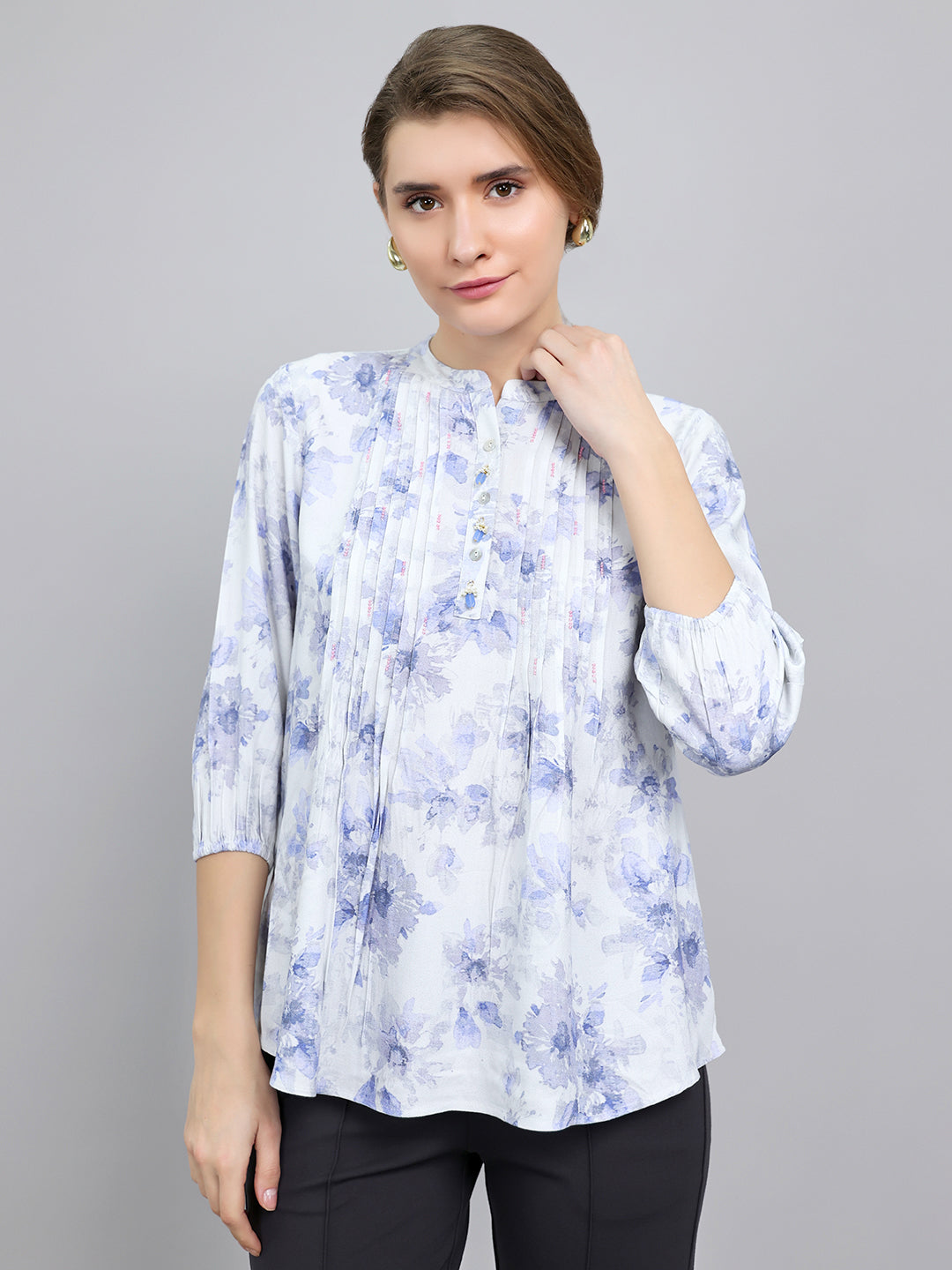 Monte Carlo Women Regular Fit Blue Top L