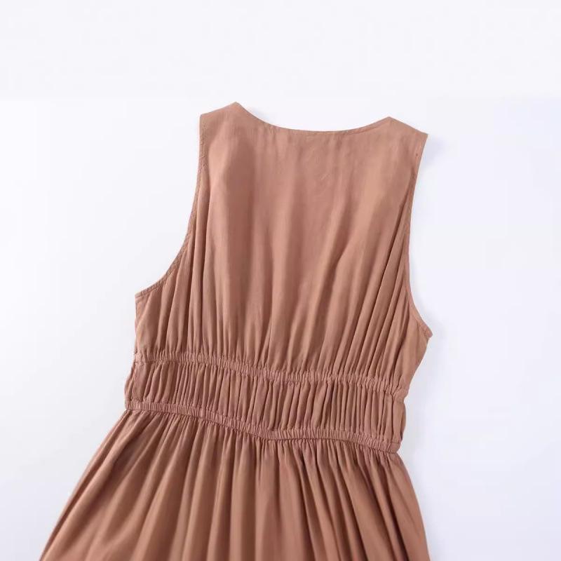 European & American Women's V-Neck Long Street Fashion Dress with Ball Ornament