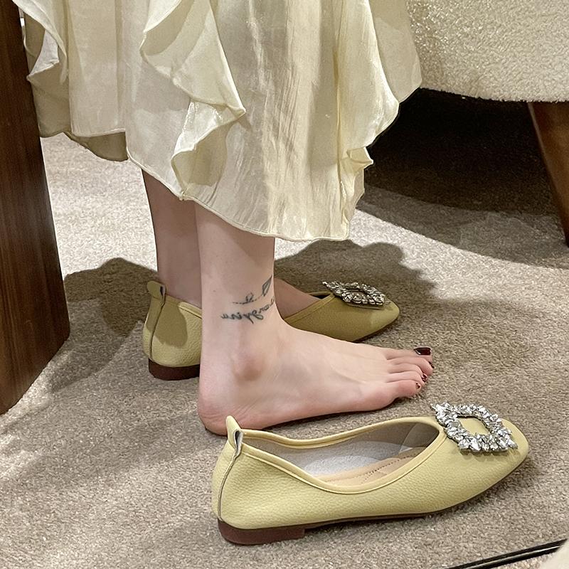 

Sweet Flats Women Summer Casual Leather Slip on Square Toe Fashion Shoes for Women Solid Bright diamond Casual Platform Flats 43 жёлтый