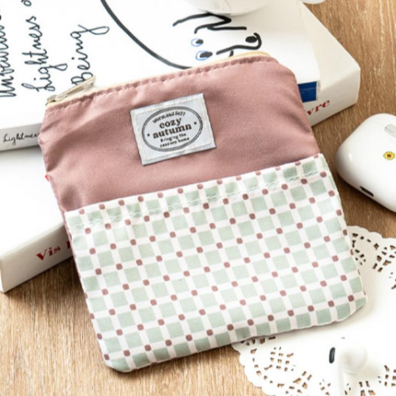 Daiso Cosy Term Front Pocket Pouch Mint