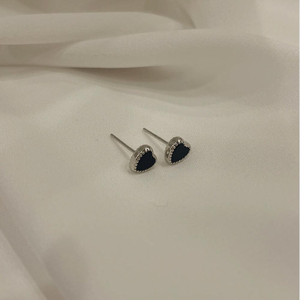 My Omelet [92.5 Silver] Heart Onyx Silver Earrings