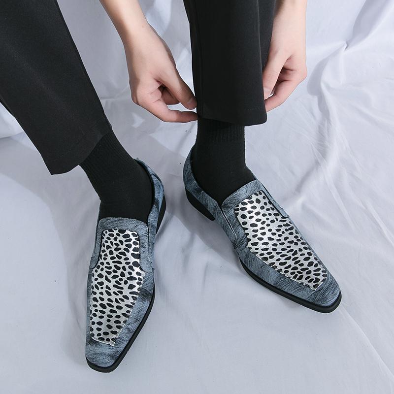 Mens Leather Loafers Shoes Business Casual Shoes Pointed Wedding Party Gentleman Street Style Fashionable Quality Elegant Shoes