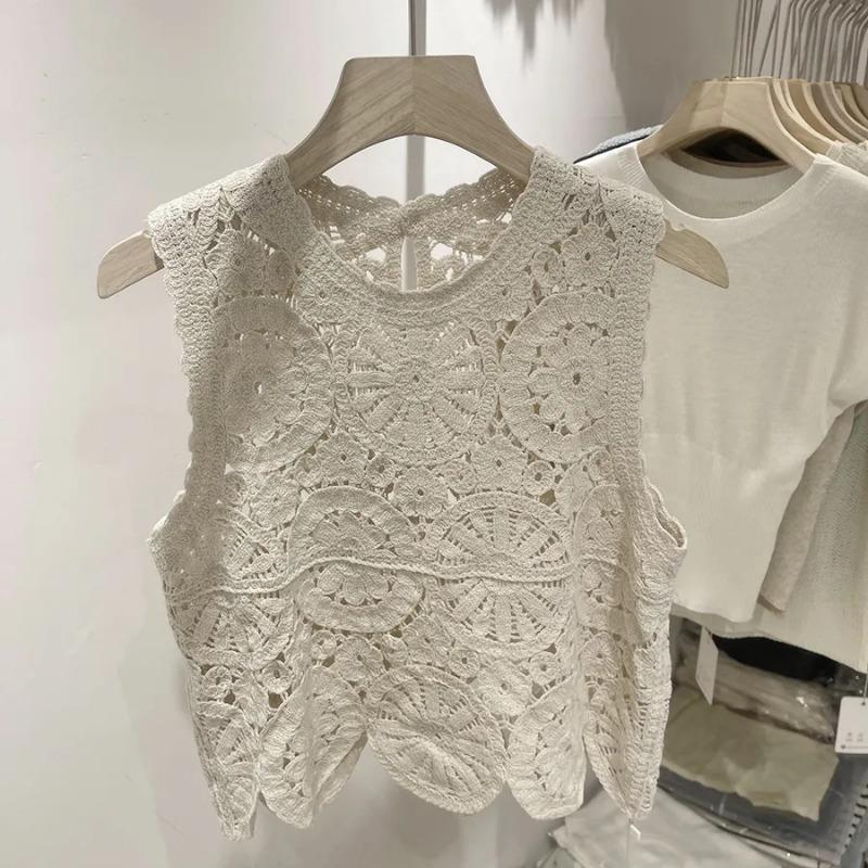 

Women s Crochet Lace Sleeveless Top Hollow Out Floral Pattern Loose Fit Casual Tank Top for Summer Beach Daily Wear M