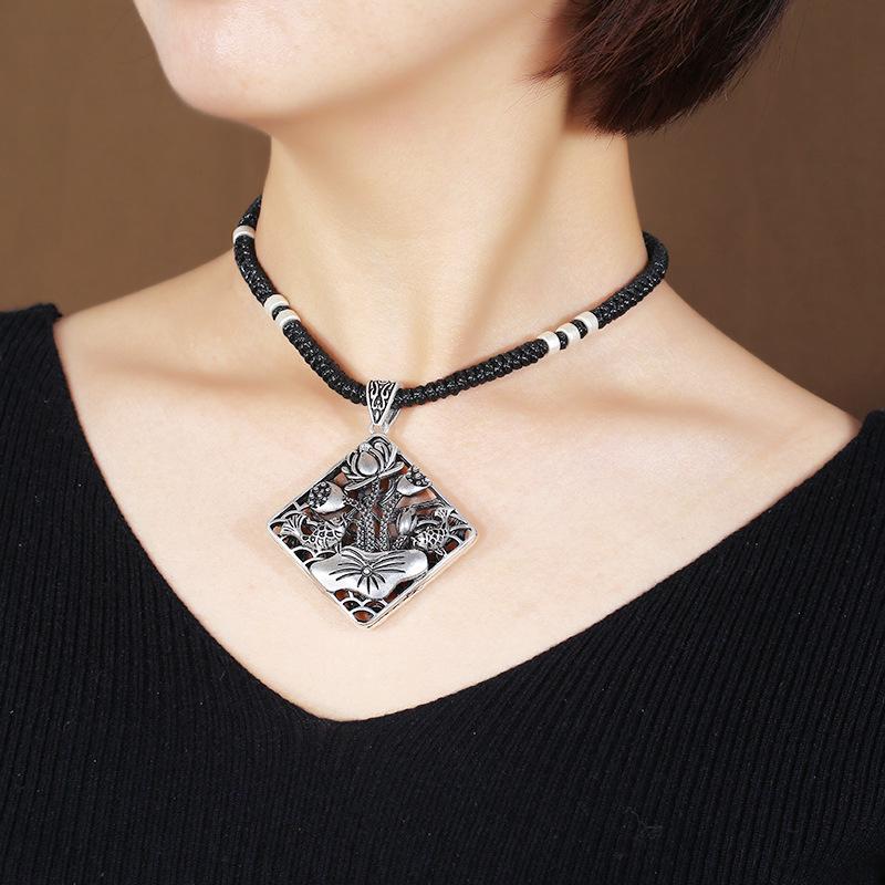 Retro imitation Thai silver short necklace femininity versatile collarbone chain flower fish handwoven jewelry