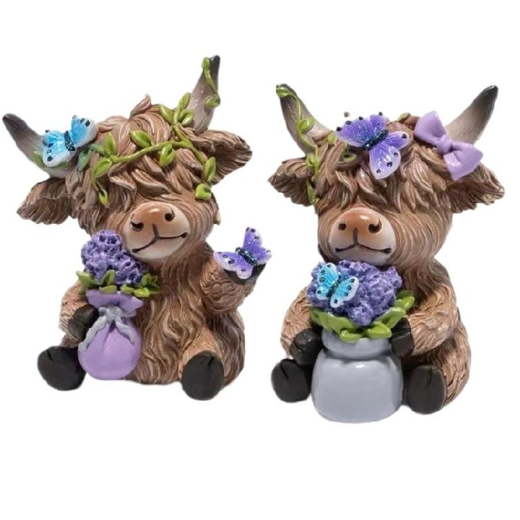 Lavenders Highlands Cow Figurines Highlands Cow Gnomes Resin Statue Calf Lover Gift for Home Tiered Tray Table Decors