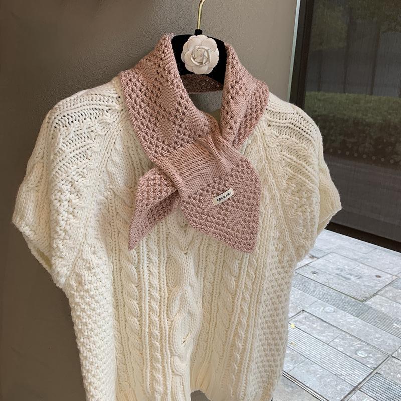 Vintage Hollow Knitted Cross Small Scarf Lazy Perforated Scarf Neck Pack Wear Versatile Scarf Decoration