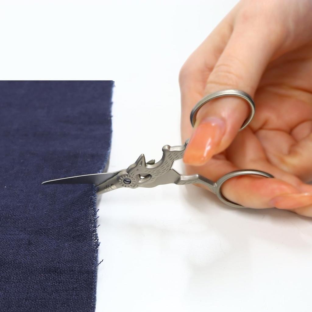 Premax Embroidery Scissors, Rabbit Design, Matte Silver, 10cm