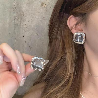 Silver Crystal Square Stud Earrings: Elegant Geometric Jewelry for Women