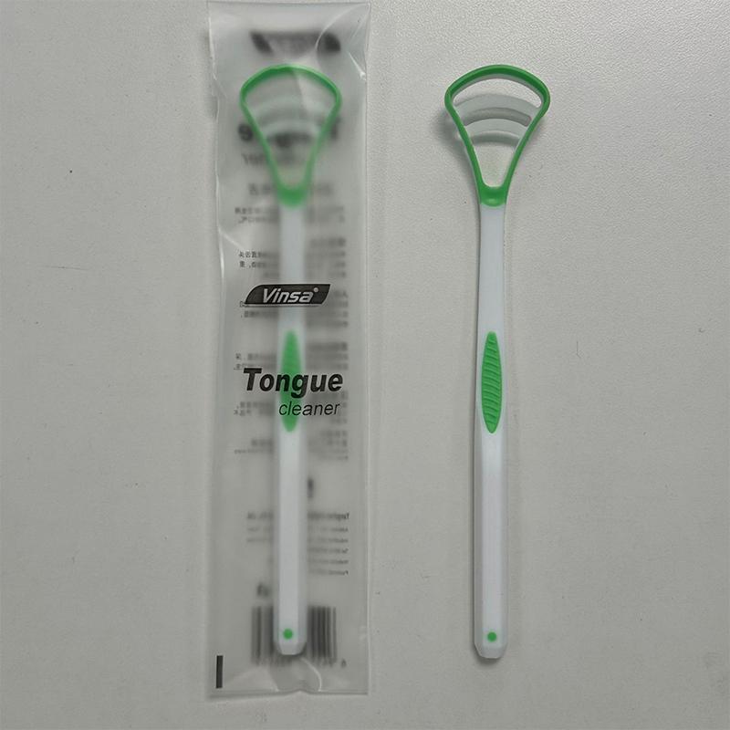 Silicone Tongue Scraper 1PCS Ergonomic Grip for Daily Oral Health Effortlessly Cleans Tongue Surface зелёный