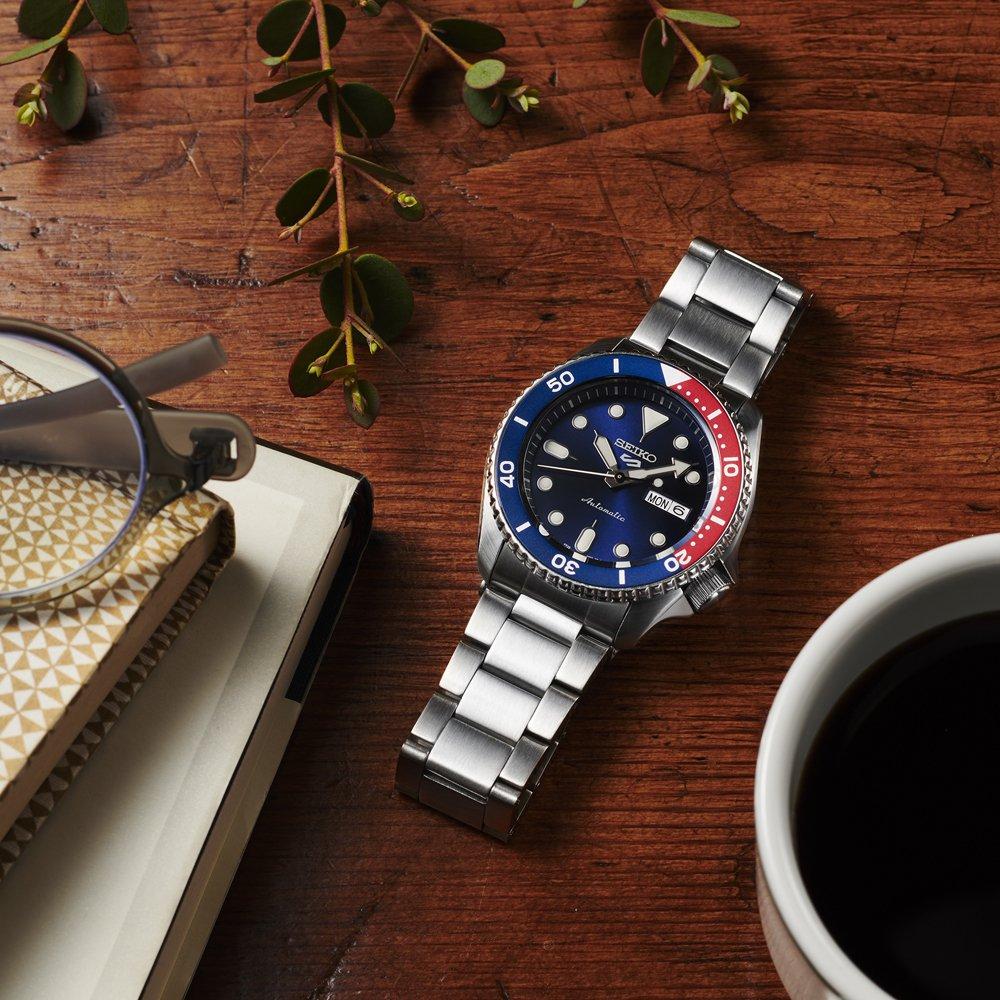 Seiko 5 Sports SRPD53K1 Herren-Automatikuhr mit blauem Zifferblatt