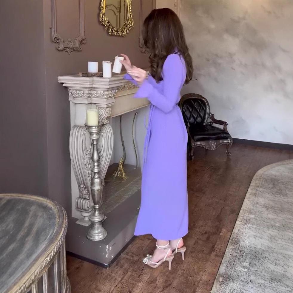 2025 Autumn V-neck Waist-cinching French Socialite Solid Color Long Dress for Women