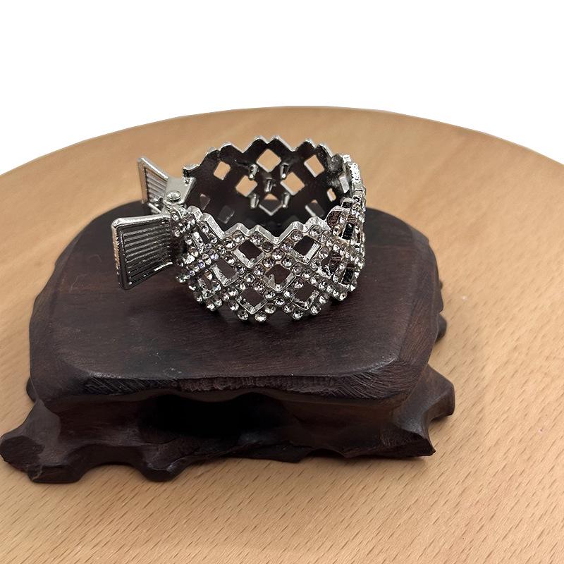 Luxury Alloy Rhinestone Hair Claw Clip for Women – Anti-Collapse Hold