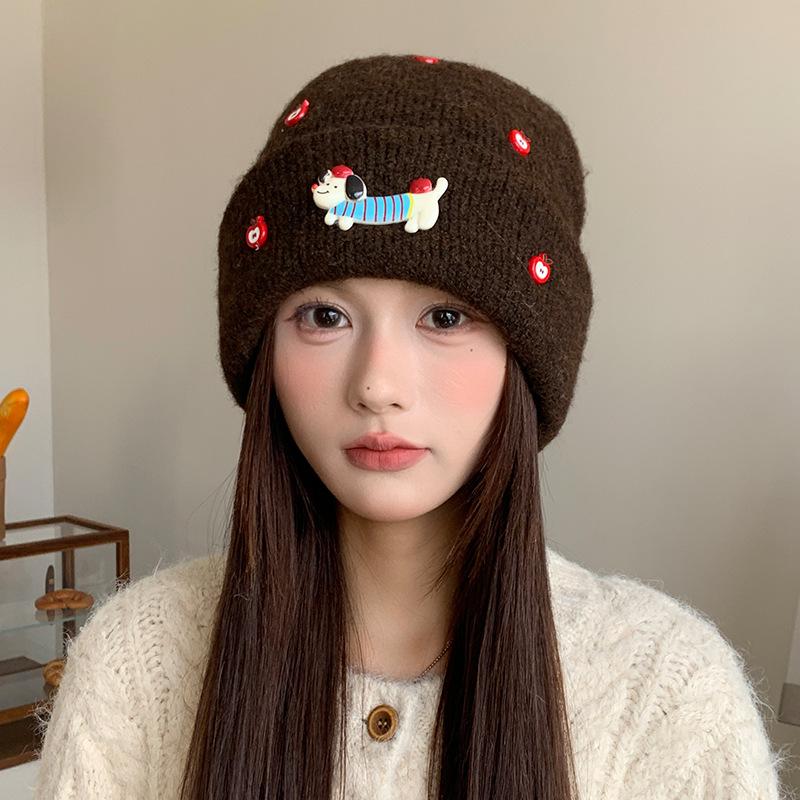 

Korean Version of Cute Cartoon Apple Puppy Label Knitted Hat for Women in Autumn and Winter Warm and Sweet Little Woolen Hat Showing Face one size
