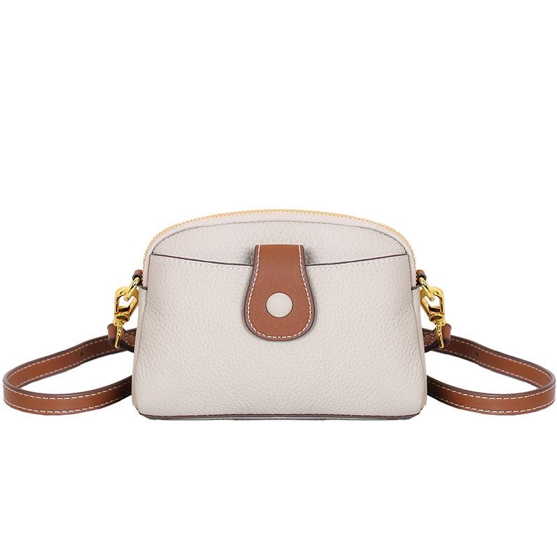 The First Layer of Cowhide Small Bag, the New Genuine Leather Women's Bag, Versatile Mobile Phone Bag, Niche Style Shoulder Messenger Bag.