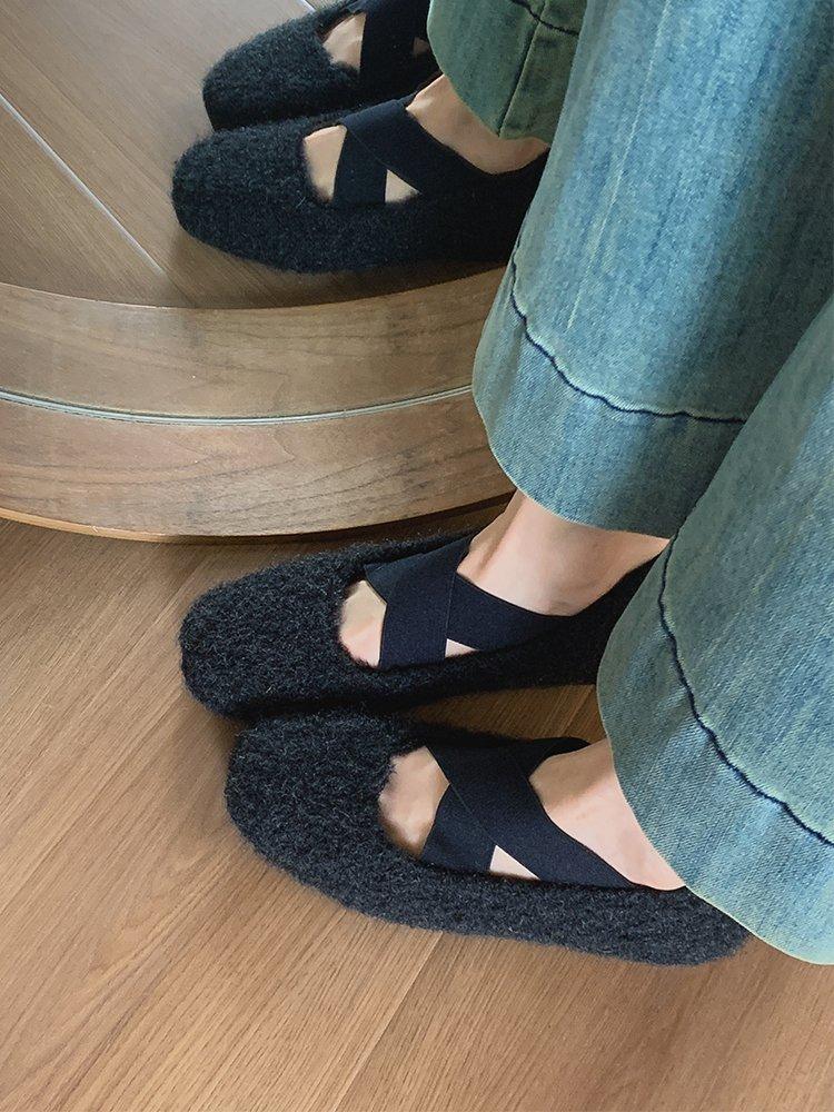 French retro plush Mary Jane shoes cross-strap inner height increase Doudou shoes outer wear