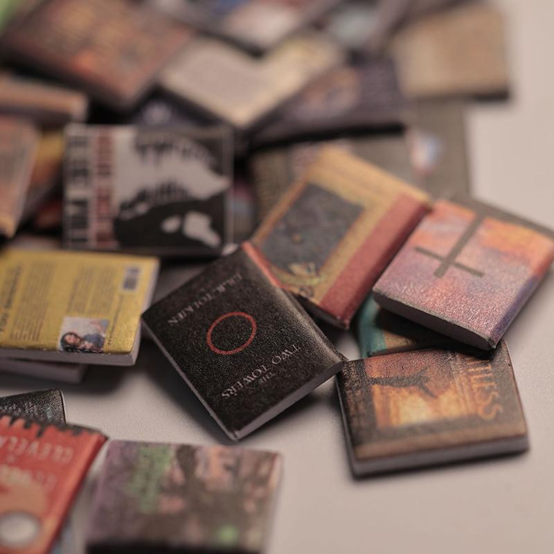 200Pcs Miniatures Doll House Books Anxiety Bookshelf Accessories Mini Books Accessories For Decoration Dolls House Miniature