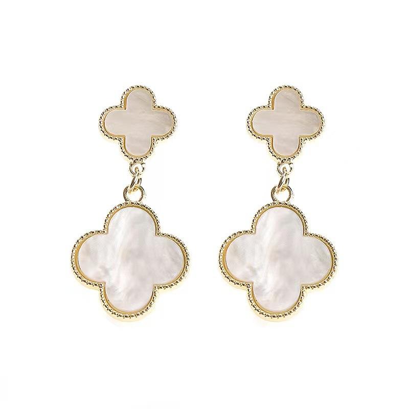 Orecchini Classici Erba Portafortuna per Donna Orecchini di Design di Nicchia Lusso Leggero di Alta Qualità Orecchini Temperamento