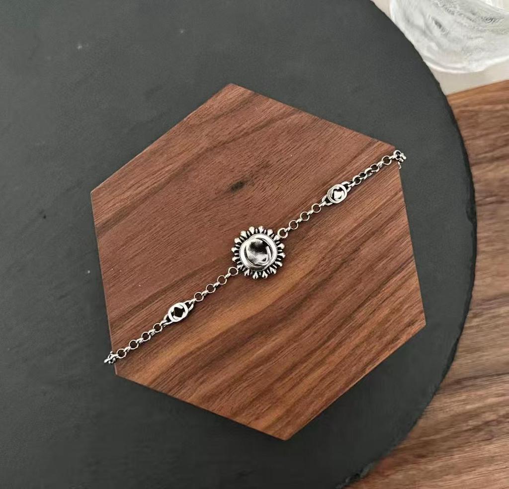 925 Silver Sunflower Bracelet: Versatile and Fashionable Unisex Gift