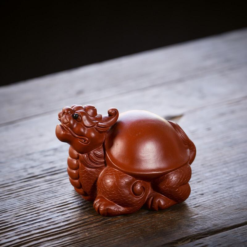 

Yixing Zisha Wealth Dragon Turtle Tea Pet Elegant Exquisite Miniatures Tea Figurine Play Toys Tea Statue Ornaments Drinkware