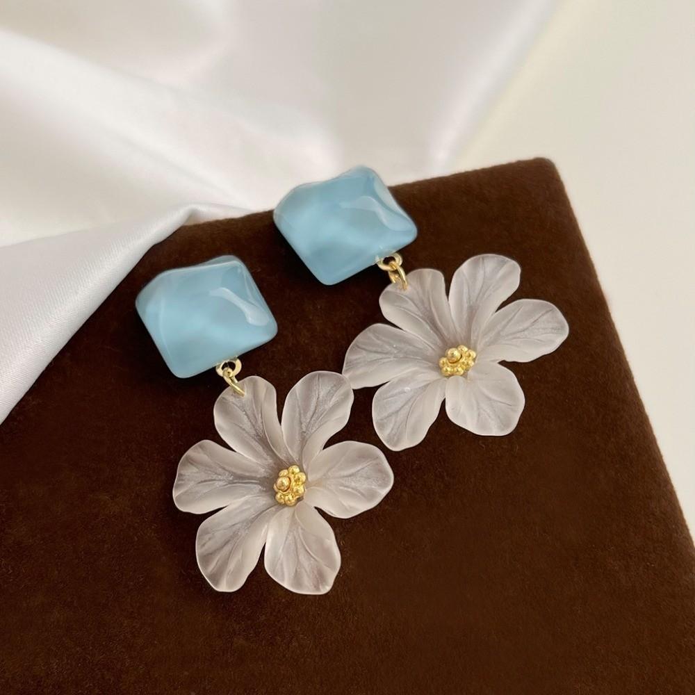 Big Floral Women Earrings Exaggerated Ladies Stud Earrings Korean Ins Acrylic Flower Earrings  Gift