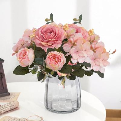 Woondecoratie – Decoratieve bloemen en kransen