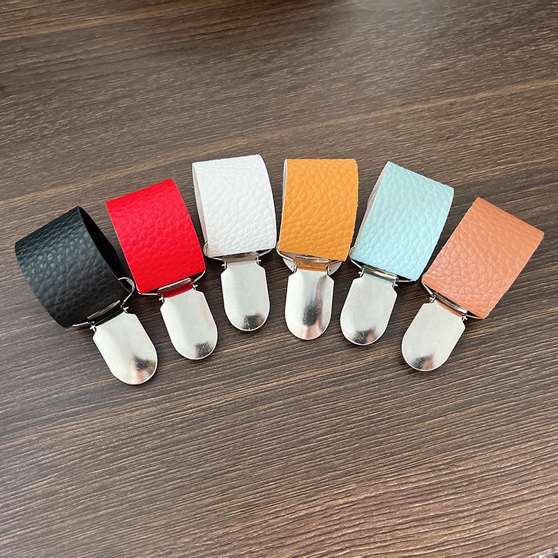Multipurpose PU Leather Travel Hat Clip for Outdoor Backpack & Luggage