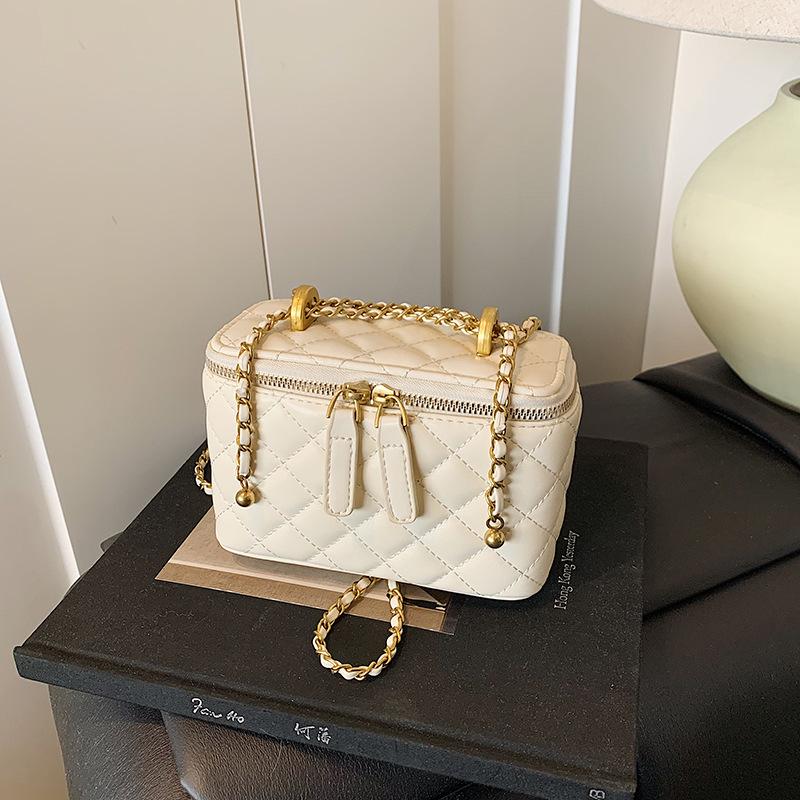 New Xiaoxiangfeng diamond grid trendy chain box bag mini portable small square bag fashionable versatile single shoulder messenger bag women