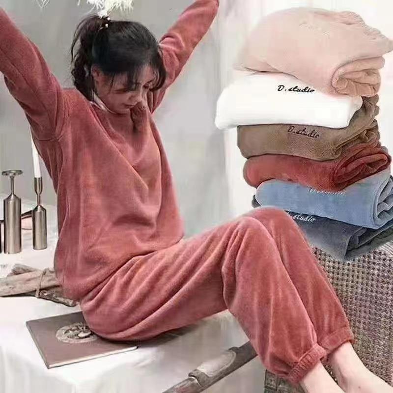 Warmer und gemütlicher Coral Fleece-Anzug für lässige, lockere Herbst- und Winterkleidung für Paare, dicker, pelziger und plüschiger Anzug