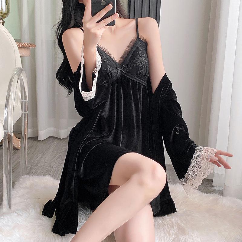 

Комплект ночной сорочки и халата на бретелях Pure Desire с нагрудными вкладышами для женщин - Сексуальная осенне-зимняя домашняя одежда 2025 Medium