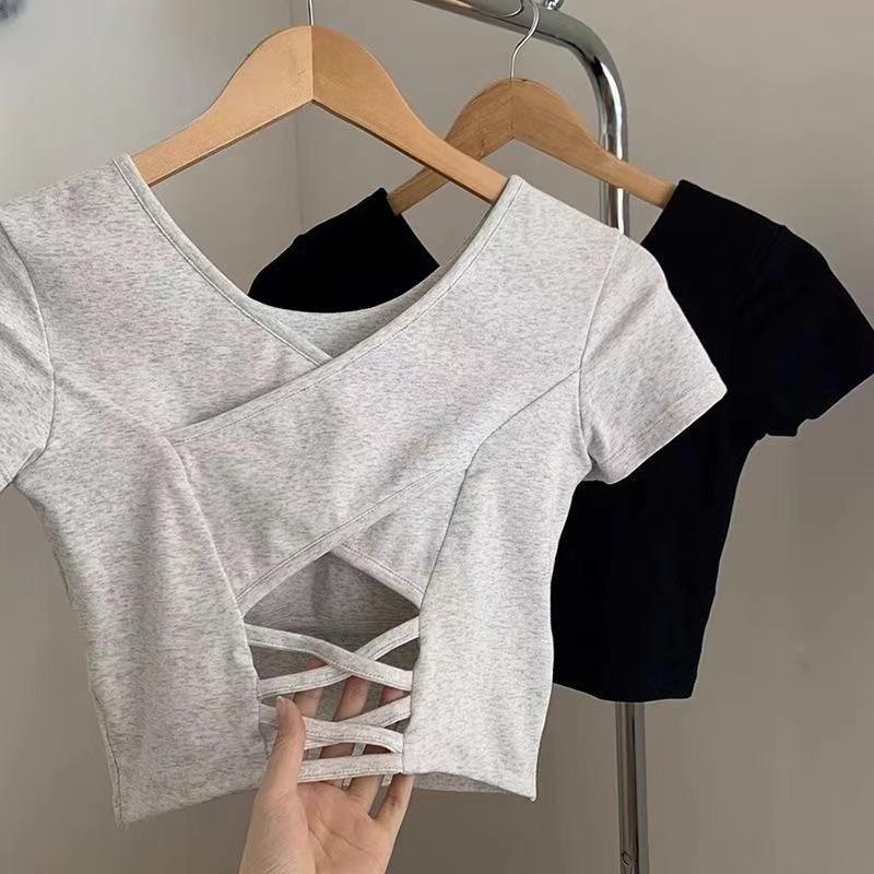 Elegant Summer Women's Short-Sleeve T-Shirt with Open Back and Chest Pads