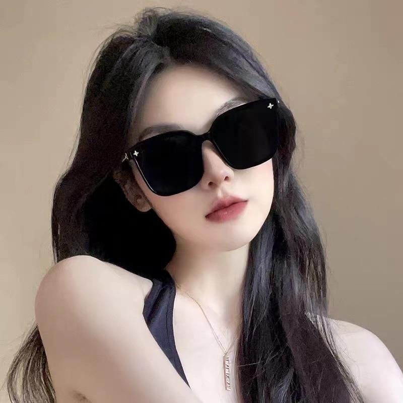 New Small Frame Square Sunglasses Women's  Designer Fashion Sun Glasses Men's Outdoor Driving Eyewear UV400 Oculos De Sol