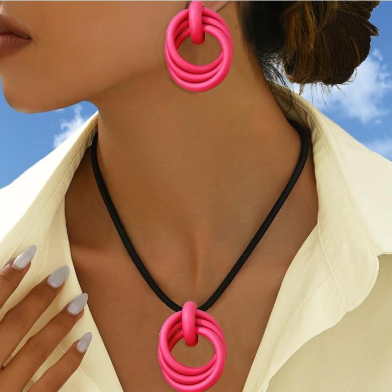 Конфетные геометрические спиральные круглые вложенные серьги, Новые модные текстурированные серьги с резиновым покрытием розы красного