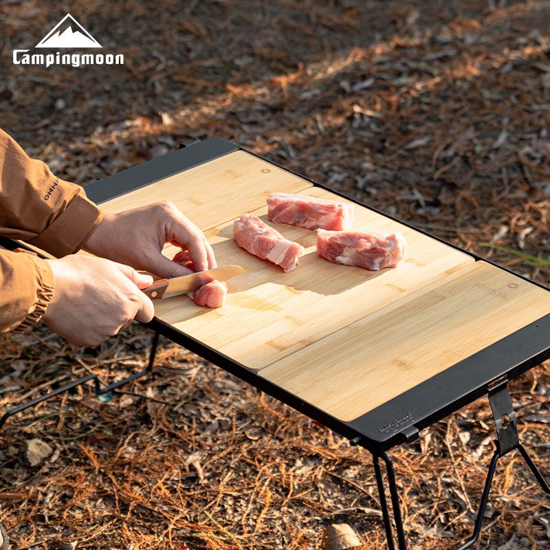 Tavolo da Campeggio Coleman CK-P25 in Bambù per Tè e Taglio con Storage