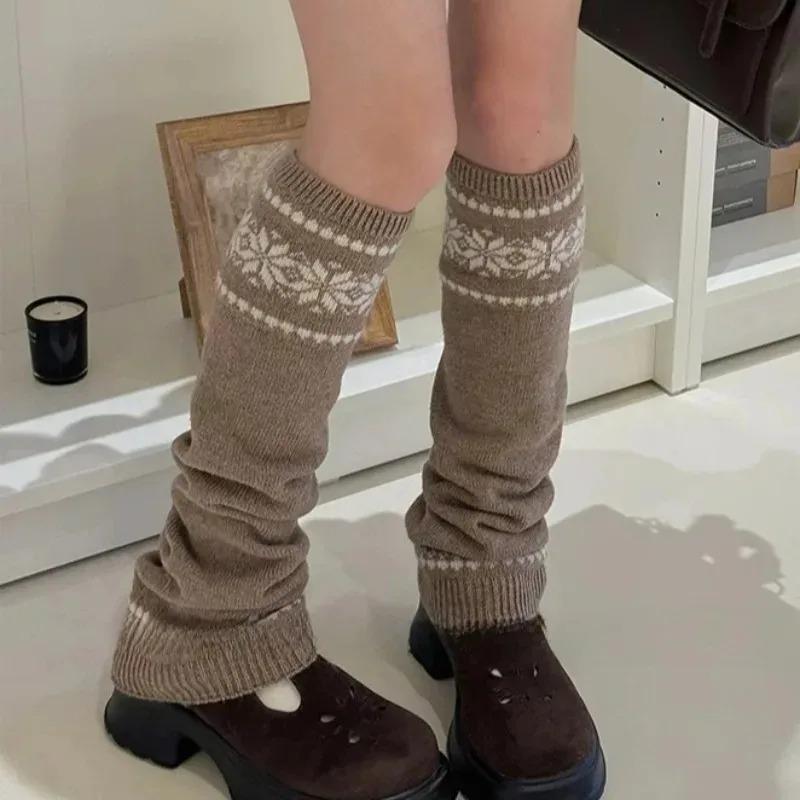 2025 New Autumn and Winter Korean Women's Socks Stacked Socks Knitted Snowflakes Slimming and Warm Calf Sleeves