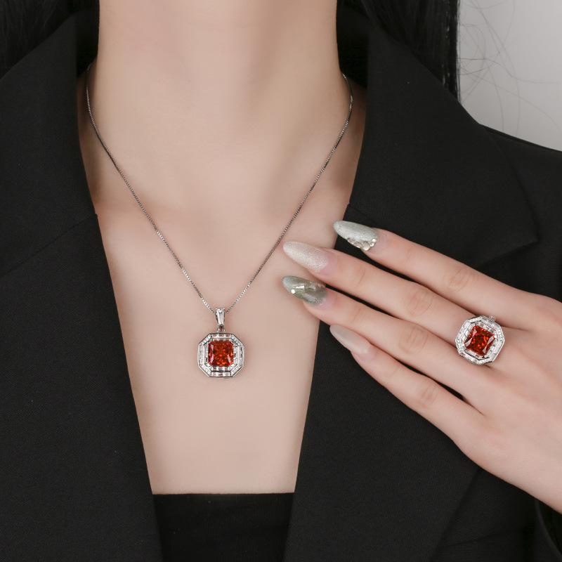 Jewelry High Carbon Diamond Ice Flower Cut Copper Inlaid Princess Square Set Decorative Main Stone 10 * 10