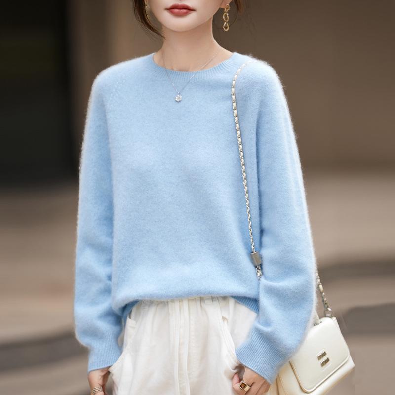 

Soft Lux Seamless Knit Sweater, Women s Loose Round Neck Pullover Medium