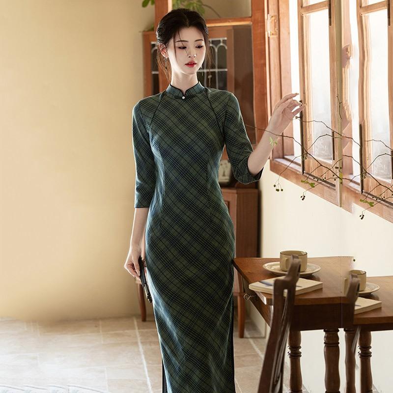 Vintage-Inspired Long Sleeve Qipao Dress With Green Plaid Slim Fit Women Small